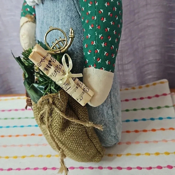 SANTA - Picture 2 of 6